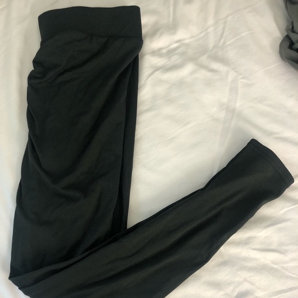 Black Push Up Leggings Size S BRAND NEW - Picture 2 of 3